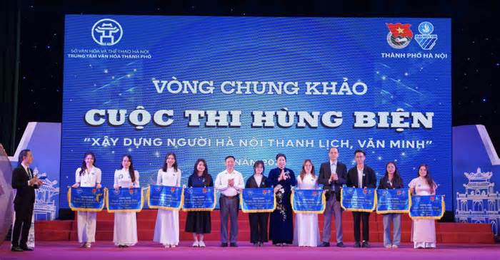 Sinh viên thi hùng biện về xây dựng Người Hà Nội thanh lịch, văn minh