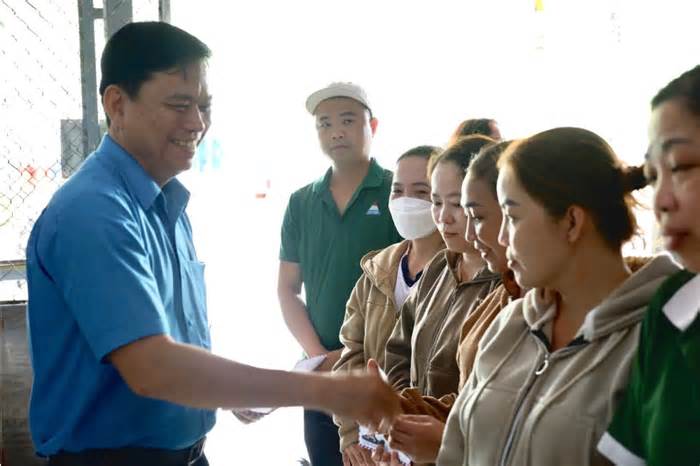 Công đoàn An Giang tập trung khoảng 12 tỉ đồng chăm lo Tết cho đoàn viên, người lao động