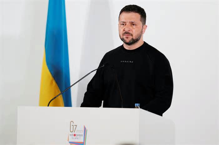 Ông Zelensky ca ngợi phòng không Ukraine sau không kích