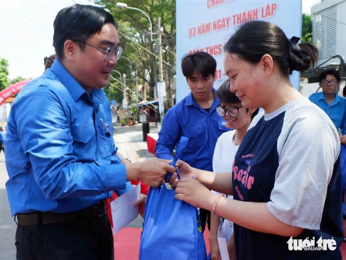 Lan tỏa làm việc tốt trong Ngày Đoàn viên mừng sinh nhật Đoàn