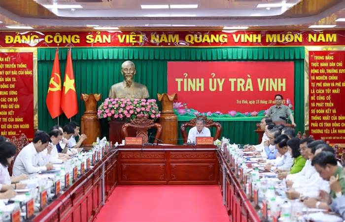 Thủ tướng Phạm Minh Chính: Trà Vinh cần đột phá về đường bộ cao tốc, đường thủy nội địa