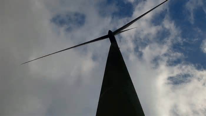 Dự án điện gió Hướng Linh 2 có bất thường trong cấp đổi giấy chứng nhận tài sản