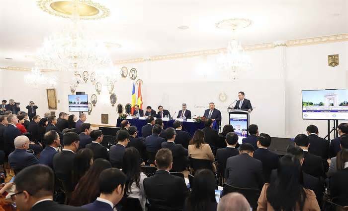 Thủ tướng Phạm Minh Chính nêu biện pháp khắc phục cản trở lớn nhất trong hợp tác với Romania, khơi thông kết nối đầu tư, kinh doanh