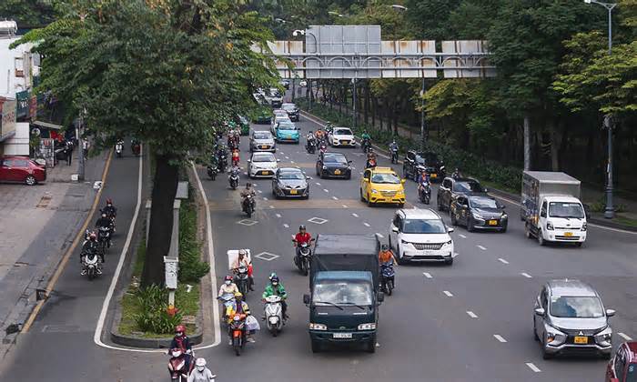 Đề xuất bỏ tiểu đảo trồng cây ở cửa ngõ Tân Sơn Nhất