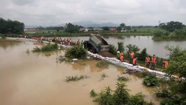 Hà Nội: Báo động lũ trên sông Bùi tại huyện Chương Mỹ, Mỹ Đức