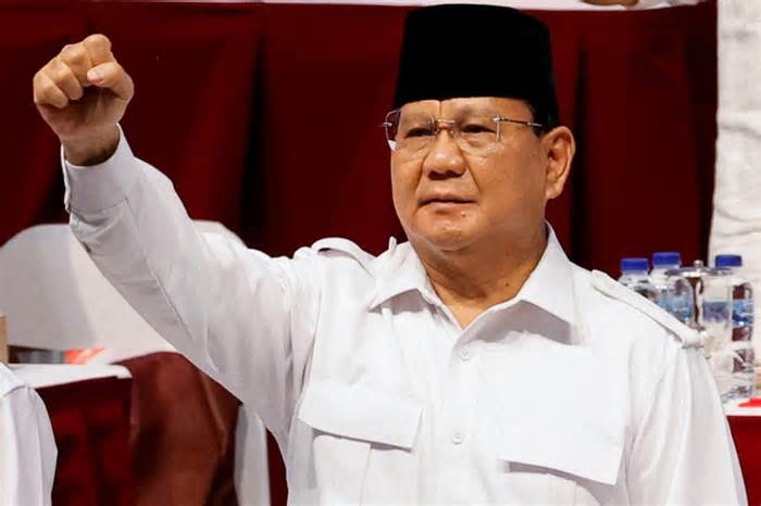 Bộ trưởng Quốc phòng Indonesia chọn con trai tổng thống cùng tranh cử