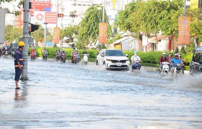 Nam Bộ đón triều cường đúng dịp Tết, ngập úng nhiều nơi