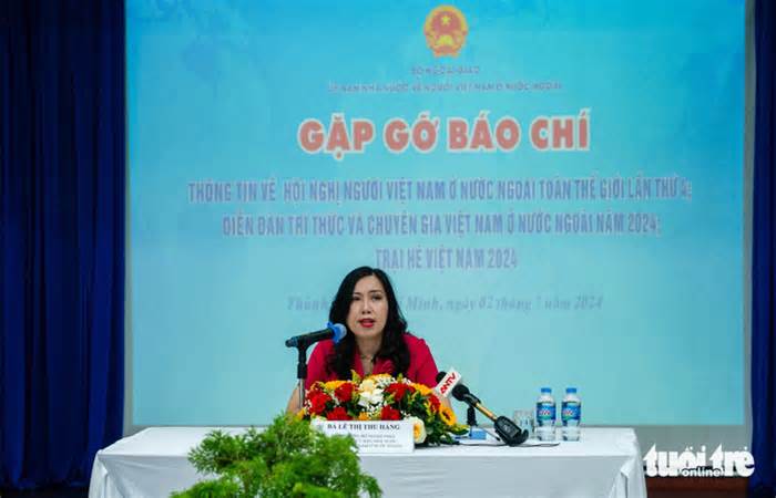 'Hội nghị Diên Hồng cho kiều bào' vào cuối tháng 8