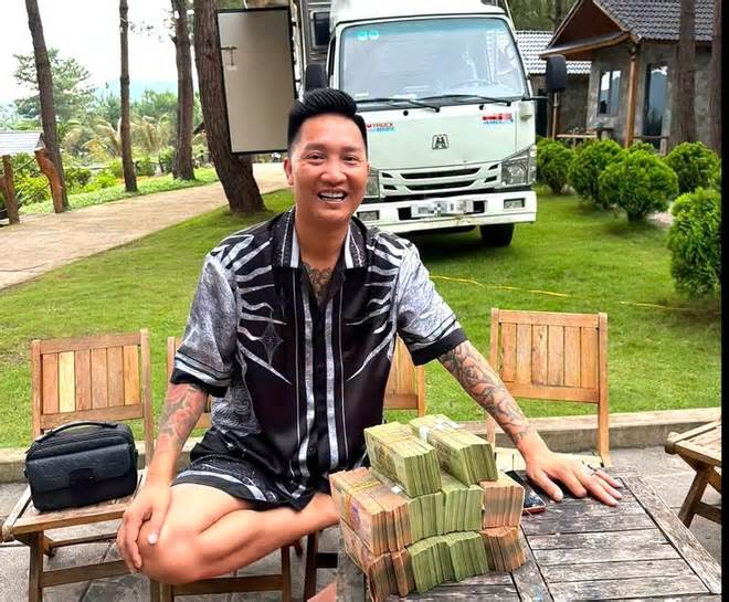 Ai đang nuôi 'giang hồ mạng'?