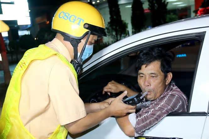 Kiểm tra lái xe vi phạm nồng độ cồn tại thành phố Phan Thiết