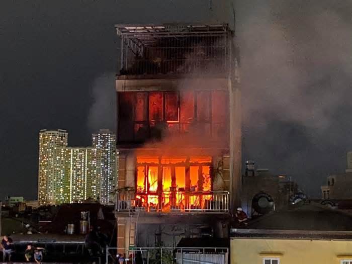 Vụ cháy làm 4 người chết ở Hà Nội: Trong nhà có nhiều thiết bị điện nước