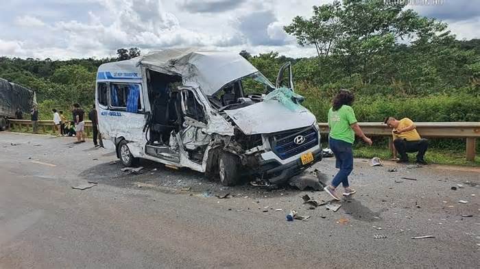 Tạm giữ hình sự tài xế gây tai nạn giao thông trên đường tránh tại Đắk Lắk
