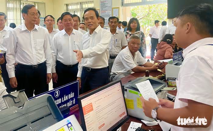 Ông Trần Lưu Quang kiểm tra công tác chuẩn bị vận hành chính quyền 2 cấp tại Ninh Thuận, Khánh Hòa