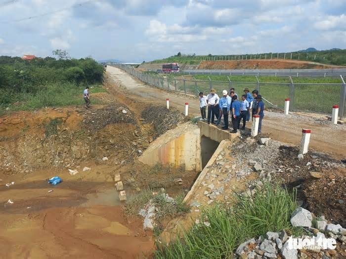 Ngập cao tốc Phan Thiết - Dầu Giây: Phải chờ ý kiến từ chuyên gia