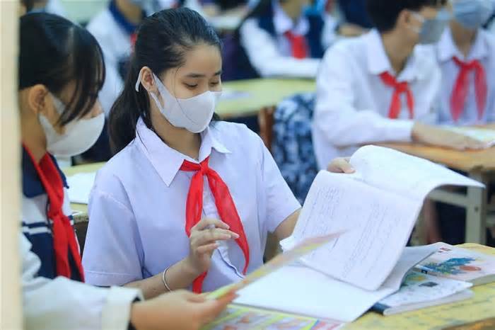 Chỉ hơn một nửa học sinh Hà Nội vào lớp 10 công lập năm 2023