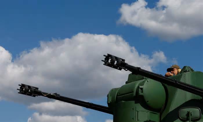 Ukraine hứng gần 330 tên lửa, UAV trong một tuần