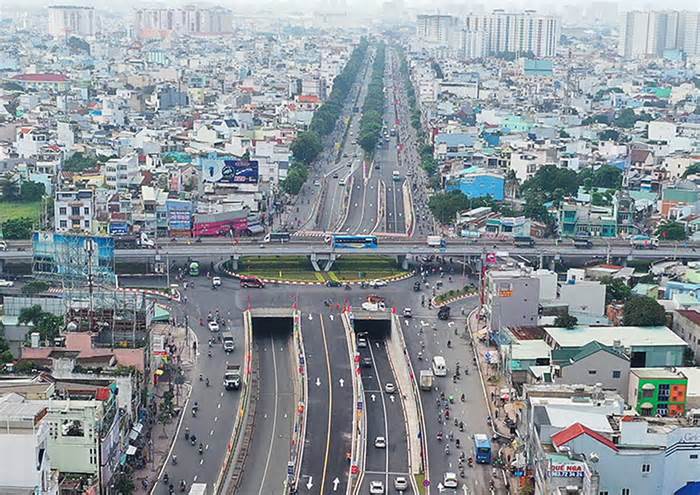 'Điểm đen' tai nạn ở cửa ngõ Sài Gòn được xóa sau 20 năm