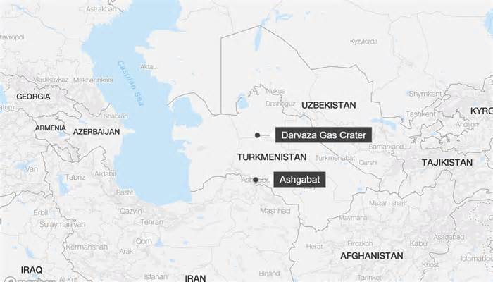 'Cổng địa ngục' luôn rực lửa hút khách ở Turkmenistan