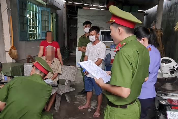 Bắt, khám xét khẩn cấp đối tượng cho vay lãi nặng ở huyện đảo Phú Quý