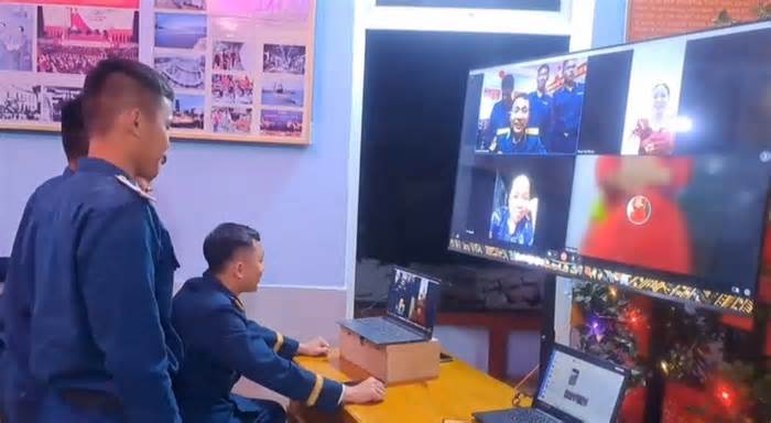 Cầu truyền hình đặc biệt qua Zalo của bộ đội gọi về gia đình đêm giao thừa