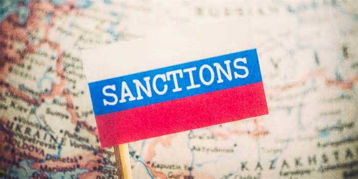 Lệnh trừng phạt chống Nga: Quyết định ‘dứt tình’ của phương Tây và lời đáp từ… của Moscow?
