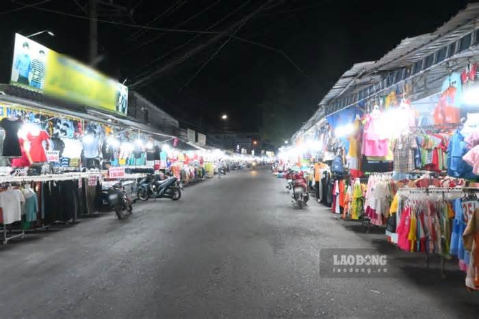 Chợ đêm ở Tiền Giang vắng vẻ, chưa thu hút được du khách