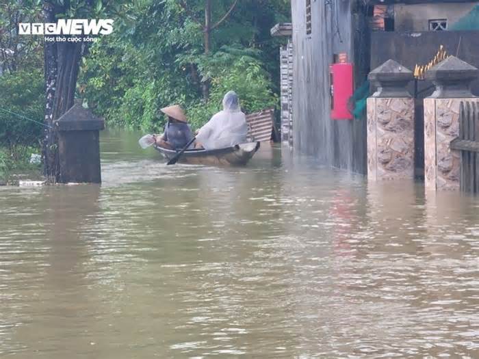 Cảnh báo mưa lớn, ngập lụt diện rộng ở Huế sau trận lũ lịch sử