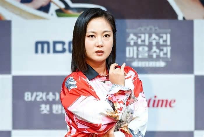 Park Na Rae phủ nhận cáo buộc lạm quyền: 'Nếu có, tôi sẽ quỳ gối xin lỗi'