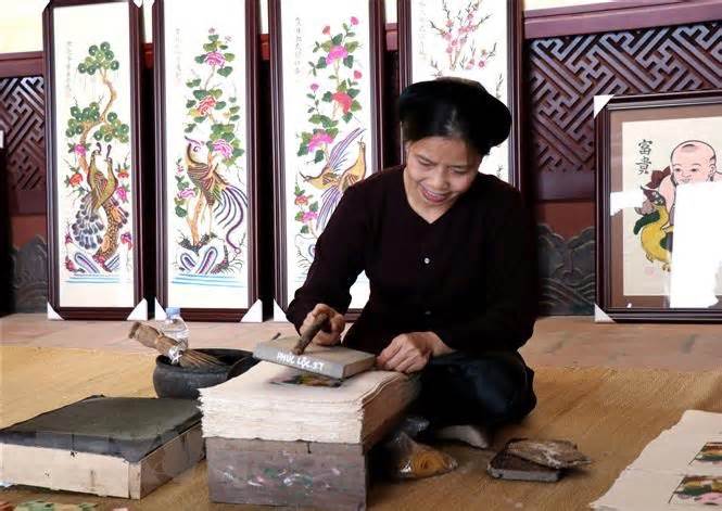 Khai trương Nhà trưng bày di sản văn hóa nghề làm tranh Đông Hồ