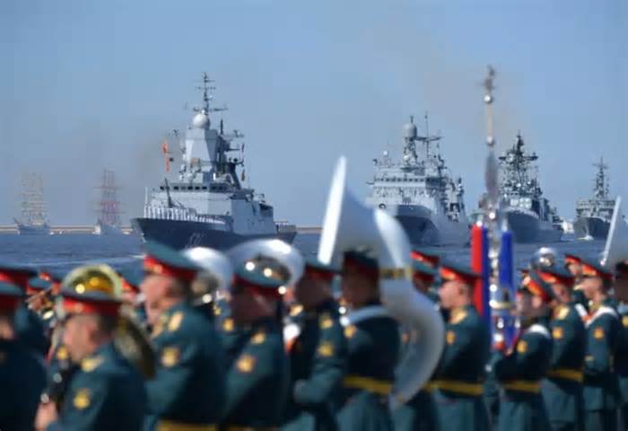 Nga phô diễn sức mạnh hải quân trong cuộc duyệt binh hoành tráng