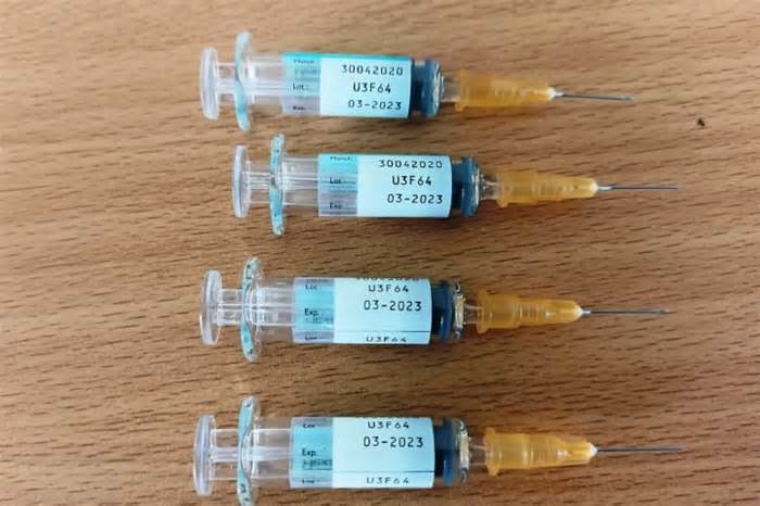 4 trẻ ở Thanh Hóa nhập viện sau khi tiêm vaccine hết hạn