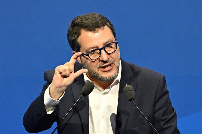 Phó thủ tướng Italy: Tổng thống Macron gây nguy hiểm cho châu Âu