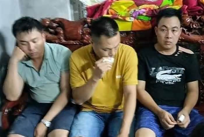 Lý do hoãn phiên tòa xét xử 3 cựu công an bắn chết dê ở Hà Nội