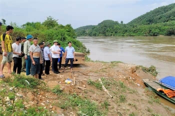 Hà Giang: Tìm thấy thi thể bé trai 7 tuổi mất tích trên sông Lô