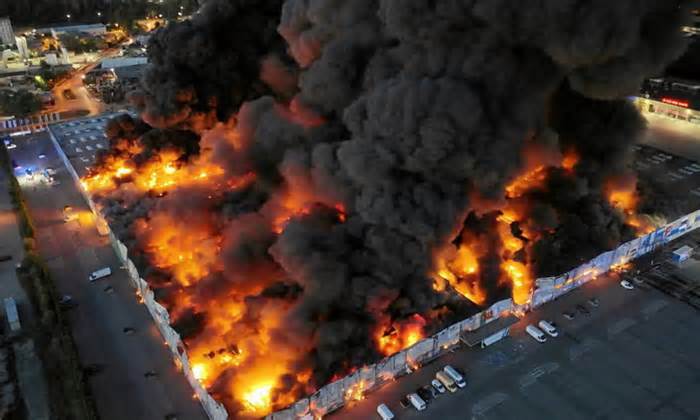Báo Anh: Châu Âu cảnh giác sau nhiều vụ hỏa hoạn và phá hoại nghi liên quan đến Nga