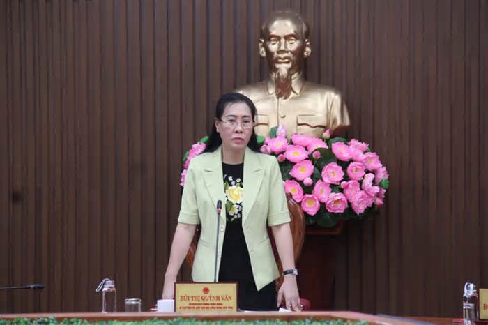 Đang chủ trì cuộc họp đường cao tốc, bí thư Quảng Ngãi gọi ngay bộ trưởng để xử lý 'ca khó'