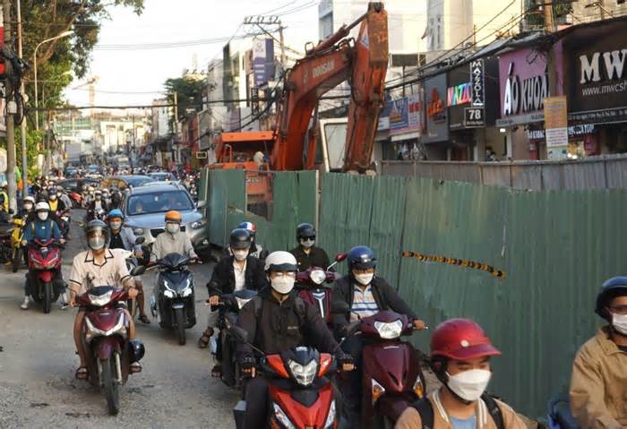 TPHCM cấm đào đường trong 15 ngày dịp Tết Nguyên đán