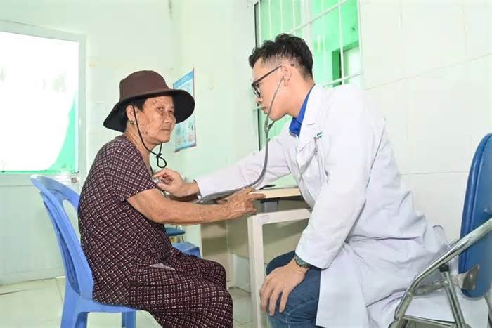 TP Hồ Chí Minh: Bệnh viện Nhân dân Gia Định quá tải vì dự án chậm tiến độ