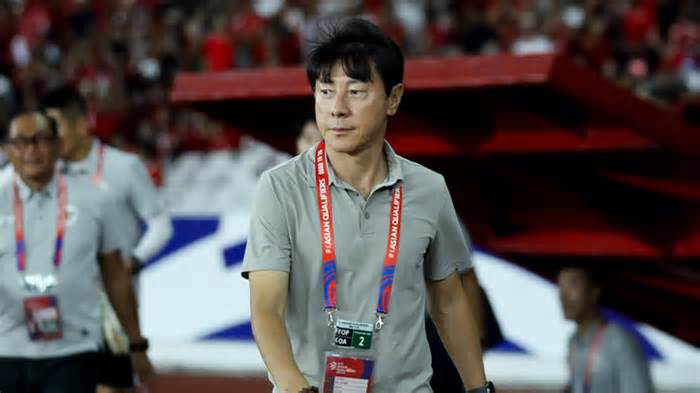 Shin Tae-yong nổi đóa khi bị cáo buộc thao túng tâm lý CĐV Indonesia