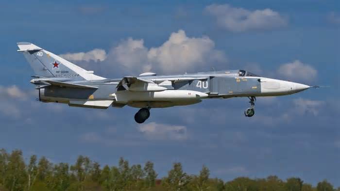 Ukraine tuyên bố hạ tiêm kích Su-24 của Nga gần đảo Rắn