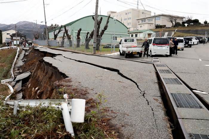 Nga, Hàn Quốc và Triều Tiên cùng cảnh báo sóng thần sau động đất ở Nhật Bản