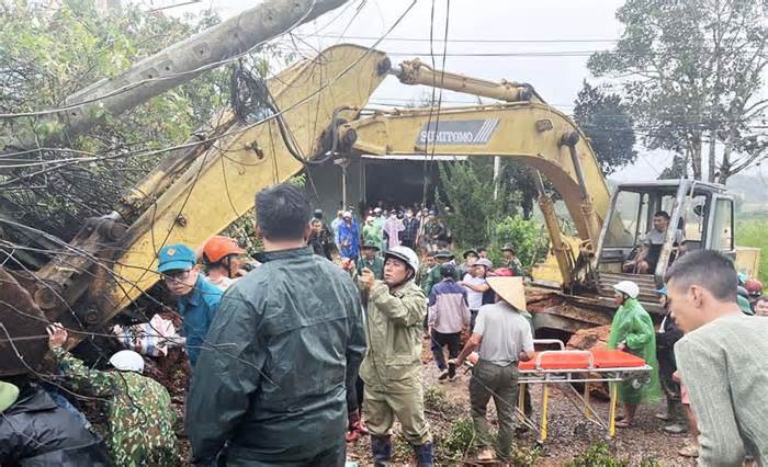 Lại sạt lở đất ở Lâm Đồng, 2 người thương vong