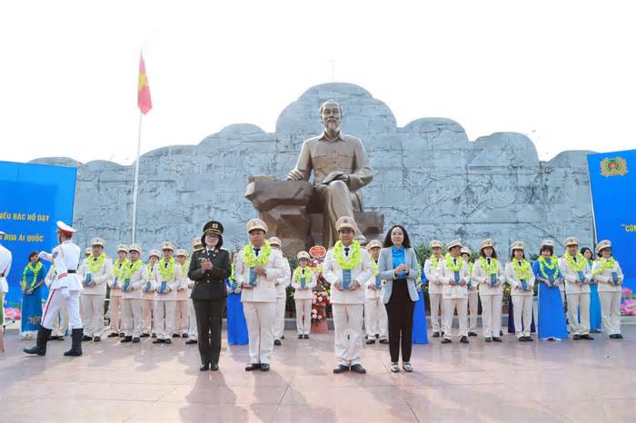 Biểu dương 75 đoàn viên Công đoàn Công an nhân dân tiêu biểu