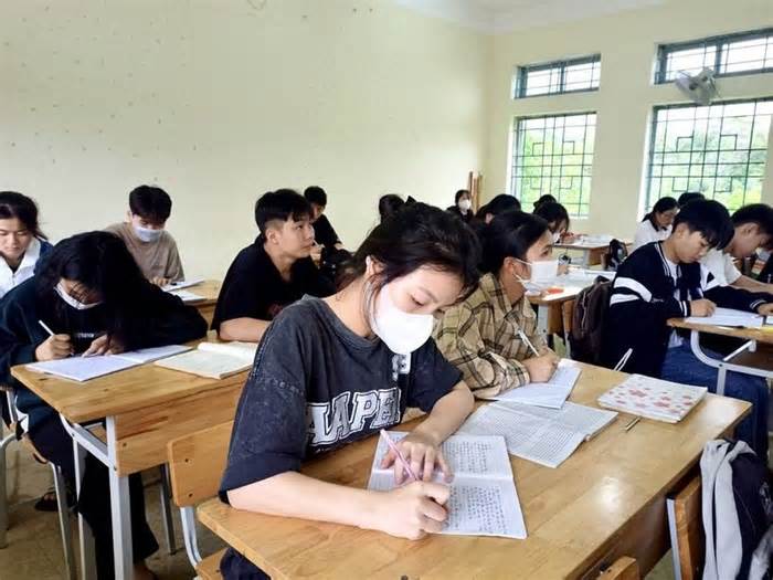Hà Giang nhiều năm liền không ‘thoát đáy’ giáo dục
