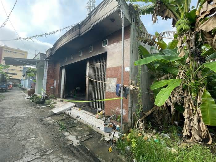 Vụ đôi nam nữ đang ngủ bị buộc cửa đổ xăng đốt nhà: chồng cũ đốt rồi tự tử