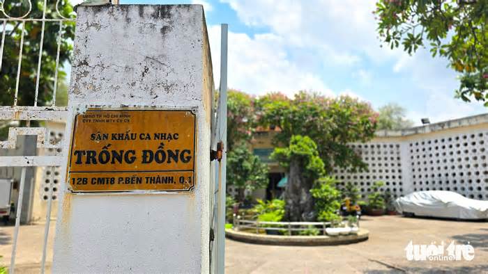 Tạm biệt sân khấu Lan Anh, Trống Đồng: Một thời hoàng kim và những ngày cuối buồn