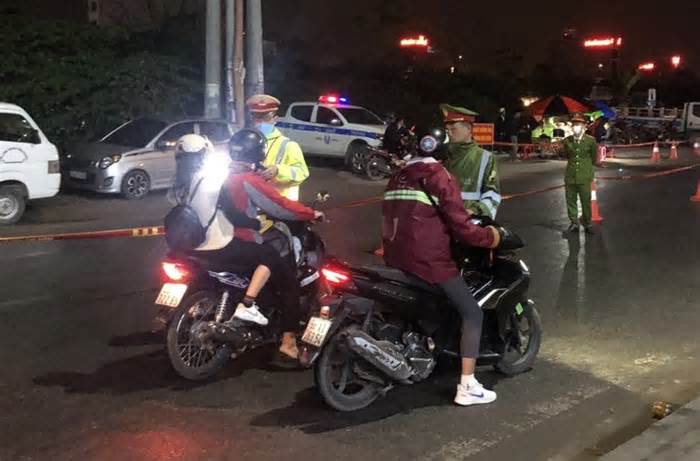 Tạm giữ nam thanh niên lái mô tô vi phạm nồng độ cồn đâm cảnh sát giao thông