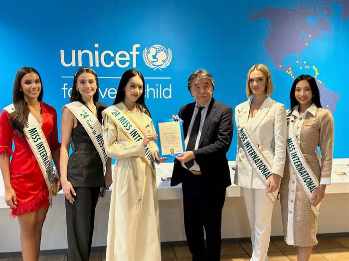 Hoa hậu Thanh Thủy thăm trụ sở UNICEF, đại sứ quán Việt Nam tại Nhật Bản