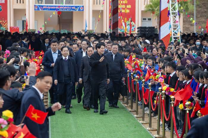 Chủ tịch nước Lương Cường: trồng cây bản địa, có khả năng chống chịu với biến đổi khí hậu