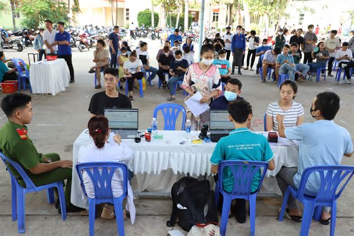 Bạn trẻ TPHCM, Đồng Nai, Bình Định, Thanh Hóa chung tay làm việc tốt trong 'Ngày đoàn viên'